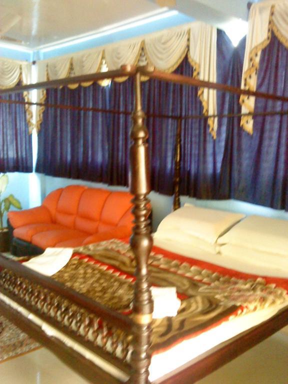 Soorya Beach Resort Pondicherry Room photo