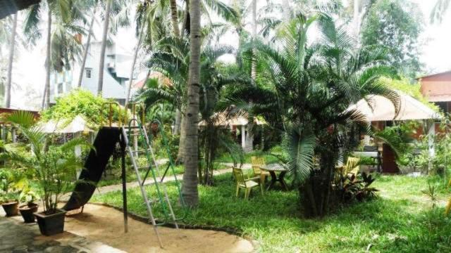 Soorya Beach Resort Pondicherry Exterior photo