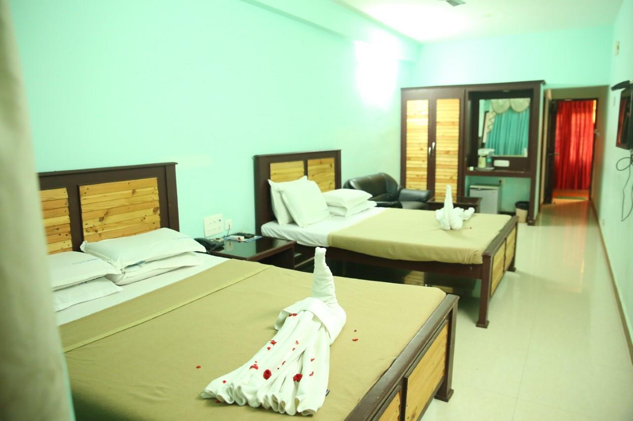Soorya Beach Resort Pondicherry Exterior photo